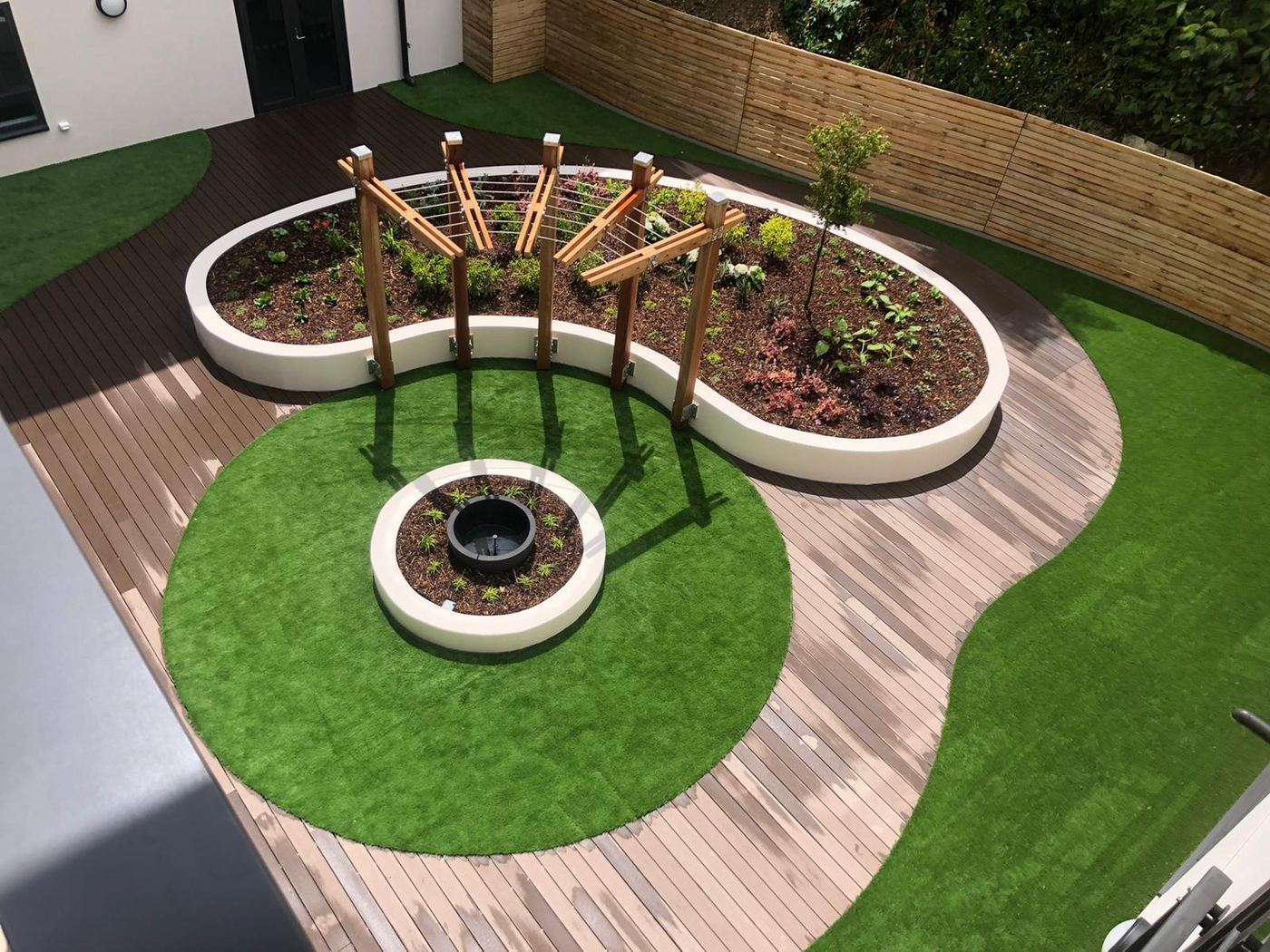 Retirement living courtyard project photo